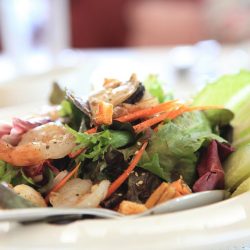 tn_prawn-and-crab-salad