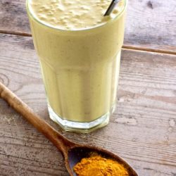 turmeric-smoothie-email turmeric-smoothie-email