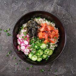poke salmon bowl (1)